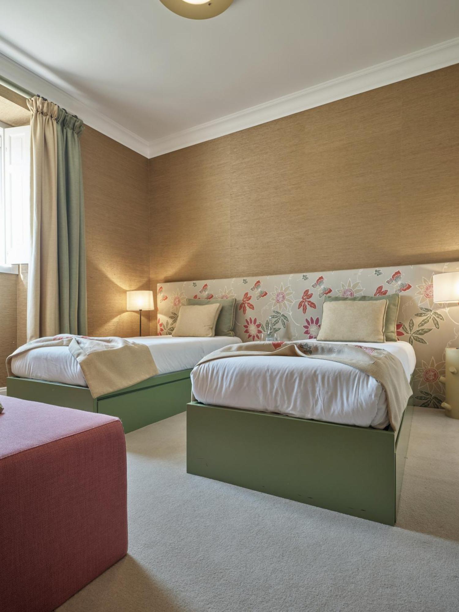 Quinta Da Carlota Bed & Breakfast ตอร์เรส เวดรัส ภายนอก รูปภาพ