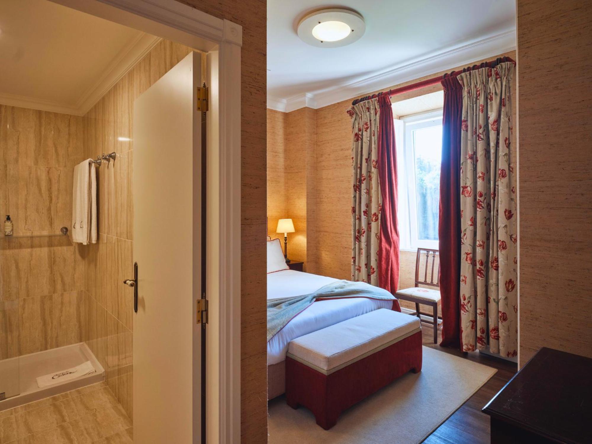 Quinta Da Carlota Bed & Breakfast ตอร์เรส เวดรัส ภายนอก รูปภาพ